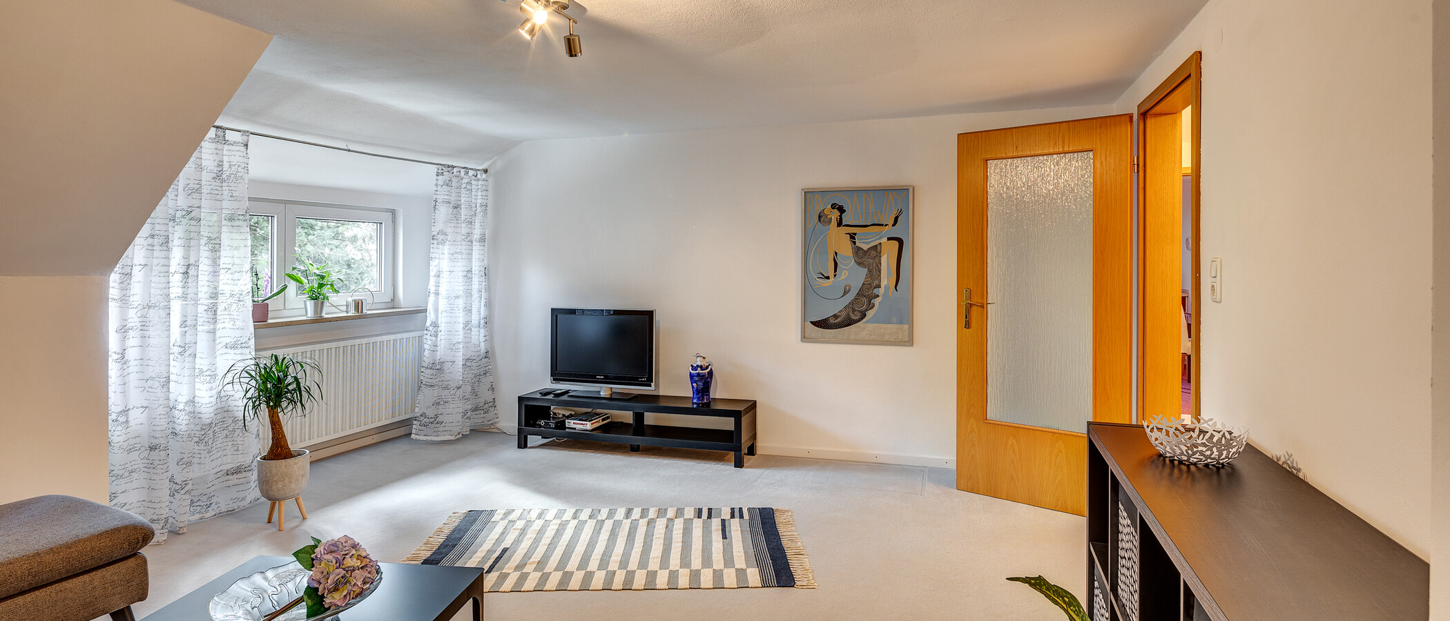 attic apartment Germering 03 living area 12917