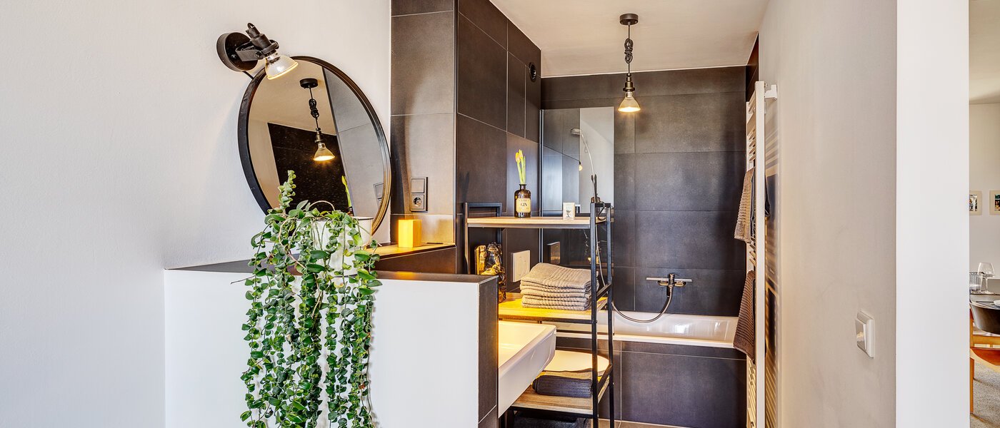 apartment München Moosach 01 bathroom 12918