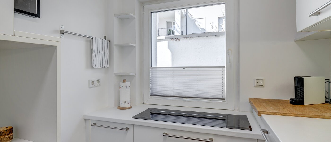 apartment München Altbogenhausen 02 kitchen 12943