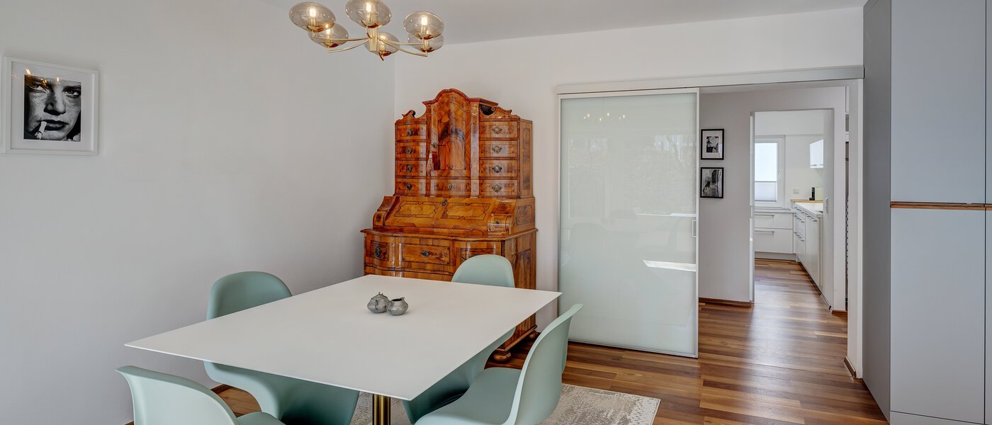apartment München Altbogenhausen 03 dining area 12943