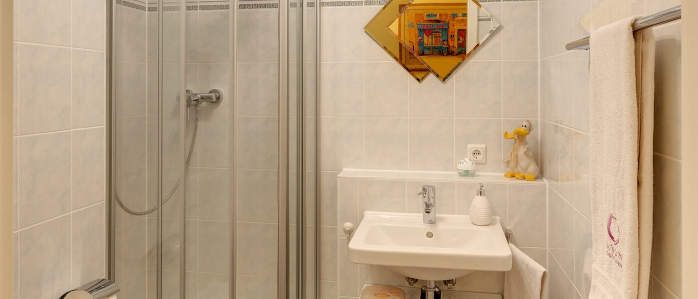 apartment München Sendling 01 2. bathroom 12953