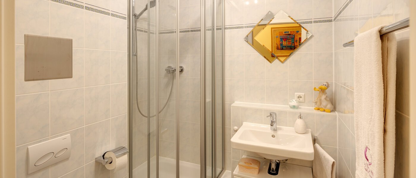 apartment München Sendling 02 2. bathroom 12953