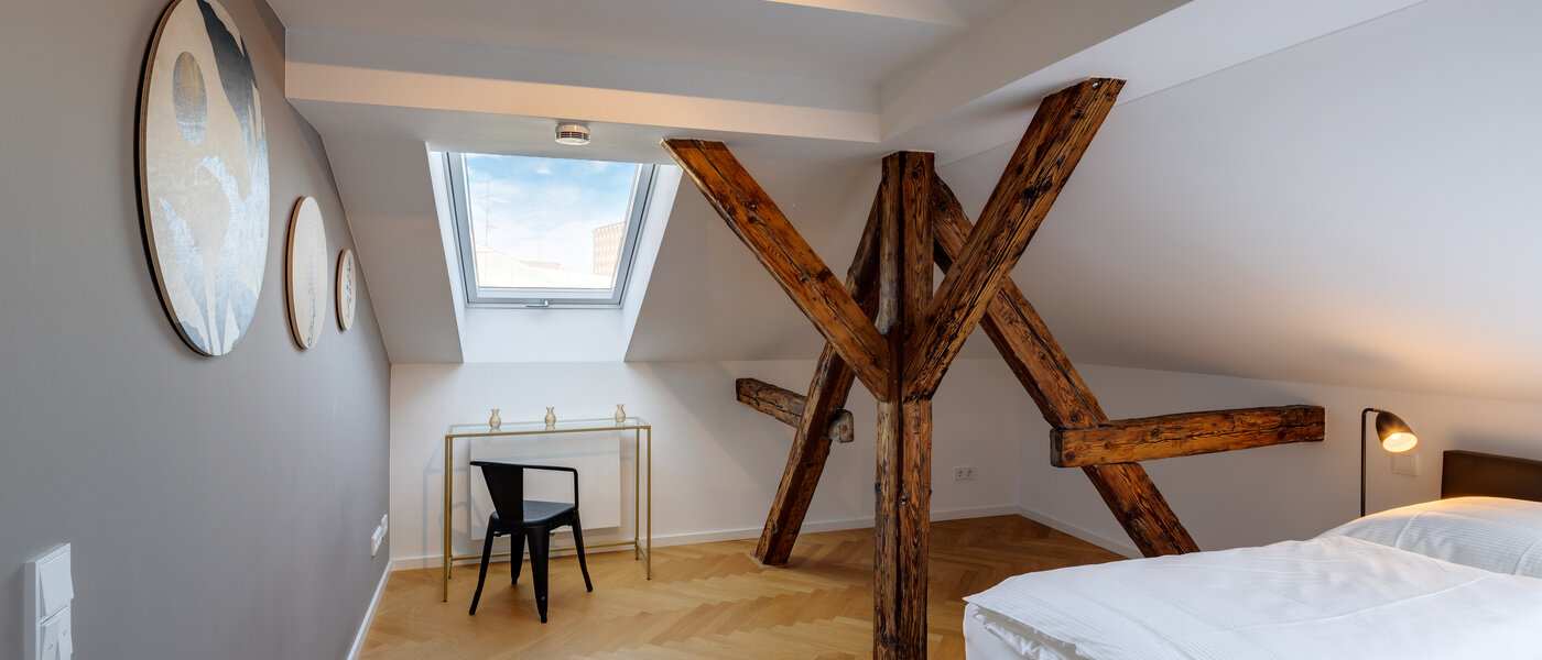 attic apartment München Isarvorstadt 03 1. bedroom 12963