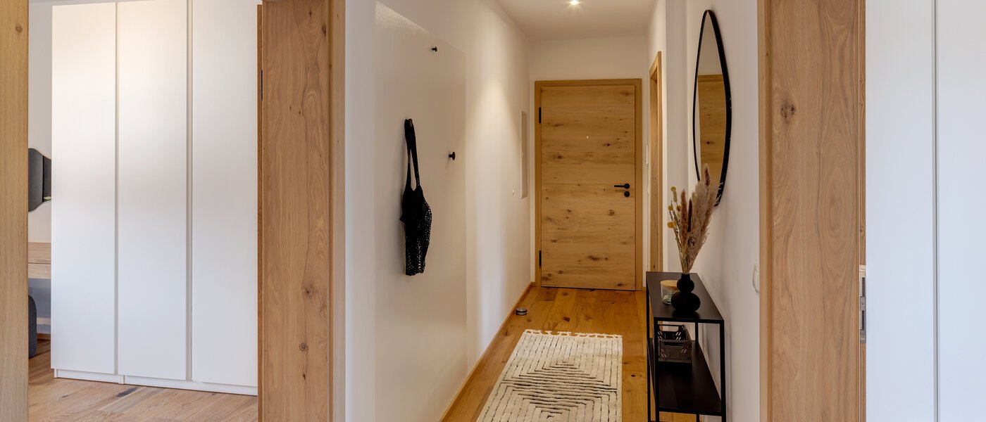 gallery apartment  Gmund am Tegernsee 01 hall 12967