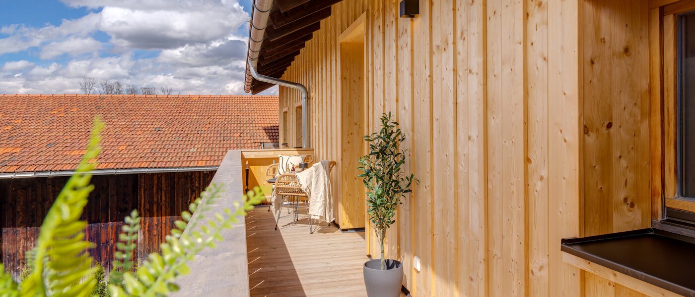 gallery apartment  Gmund am Tegernsee 02 balcony 12967