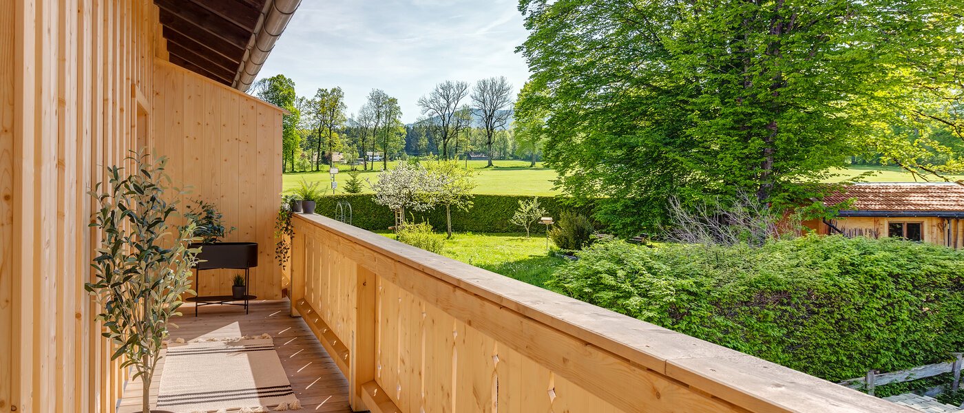 gallery apartment  Gmund am Tegernsee 03 balcony 12967
