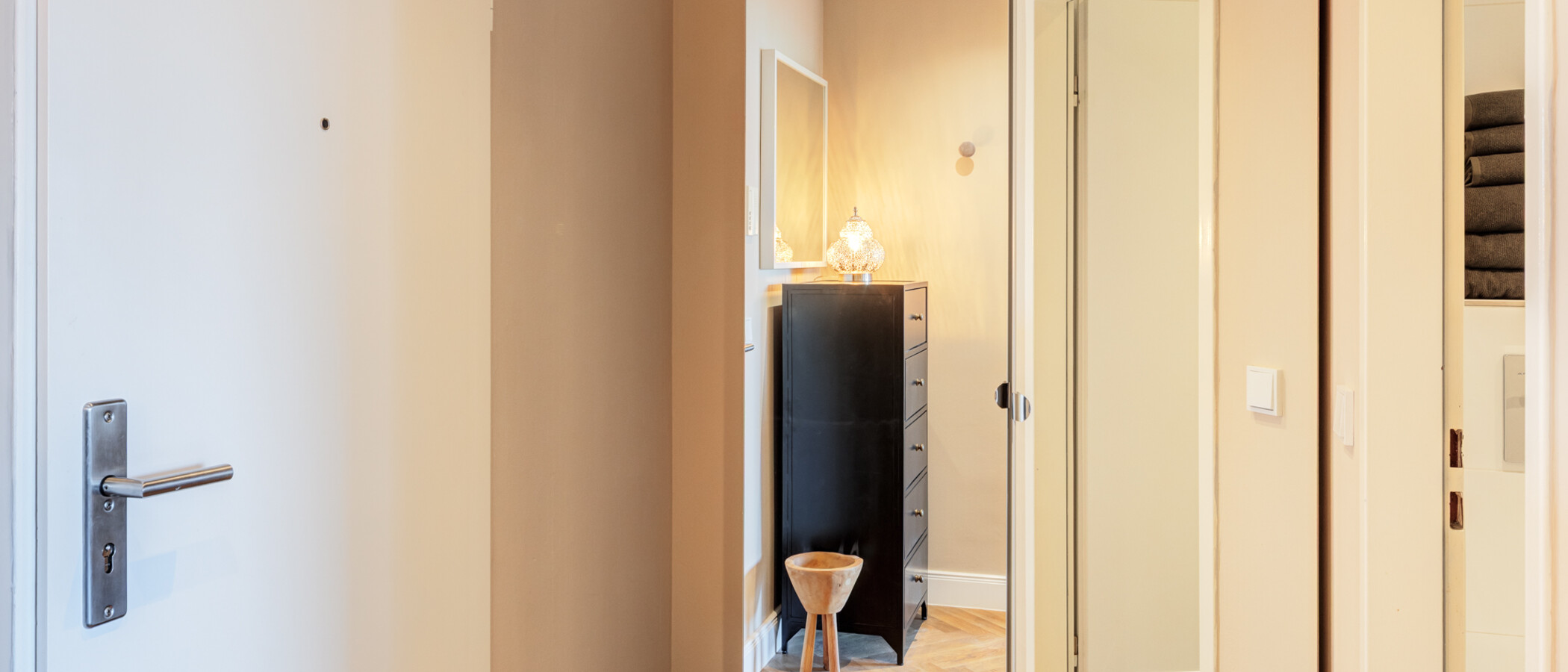 apartment Rosenheim 02 hall 12969