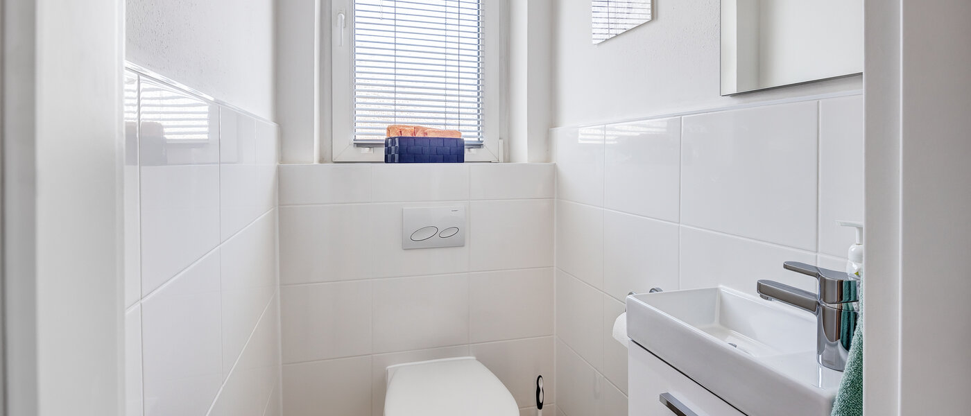 apartment Feldkirchen 01 guest toilet 12971