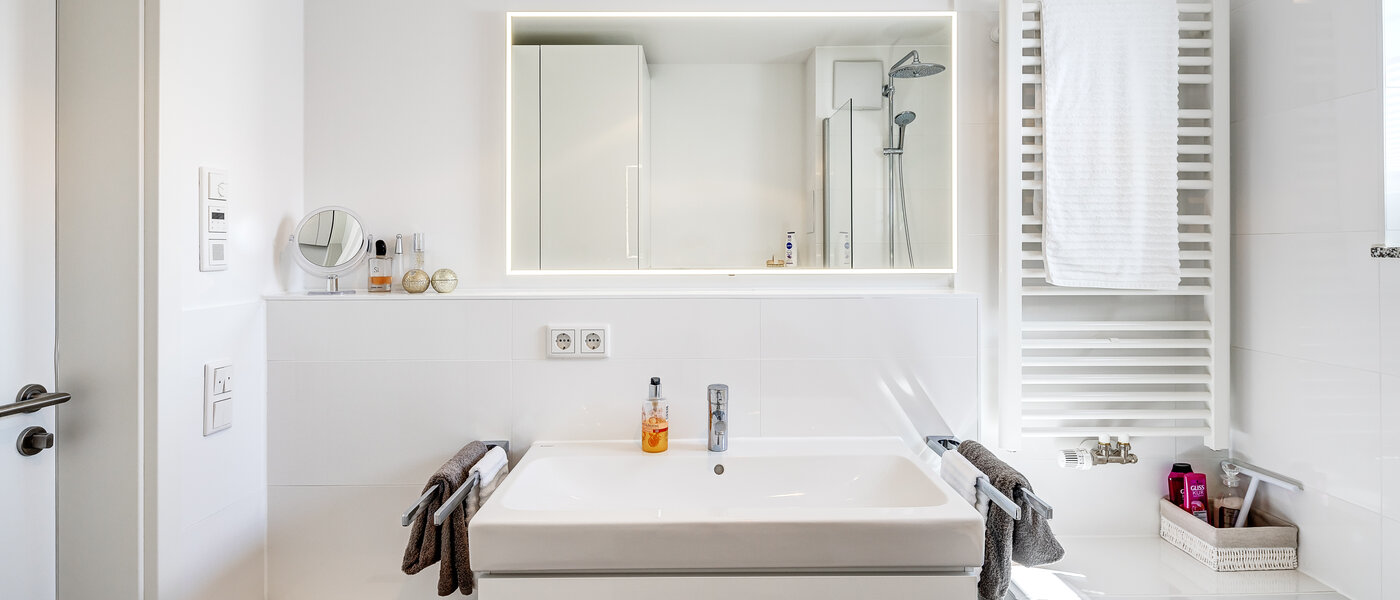 apartment with garden 	 Andechs 03 bathroom 12988