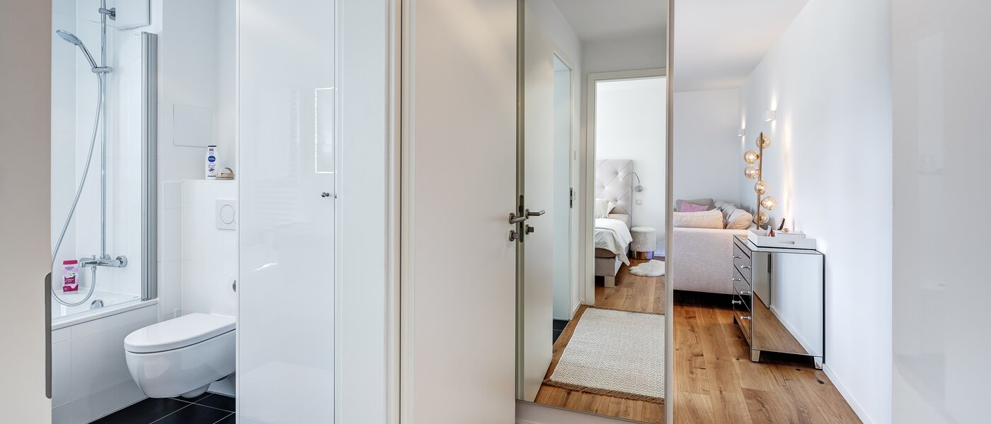 apartment with garden 	 Andechs 02 hall 12988