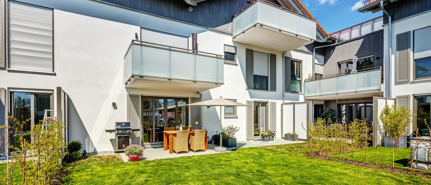 apartment with garden 	 Andechs 01 garden 12988