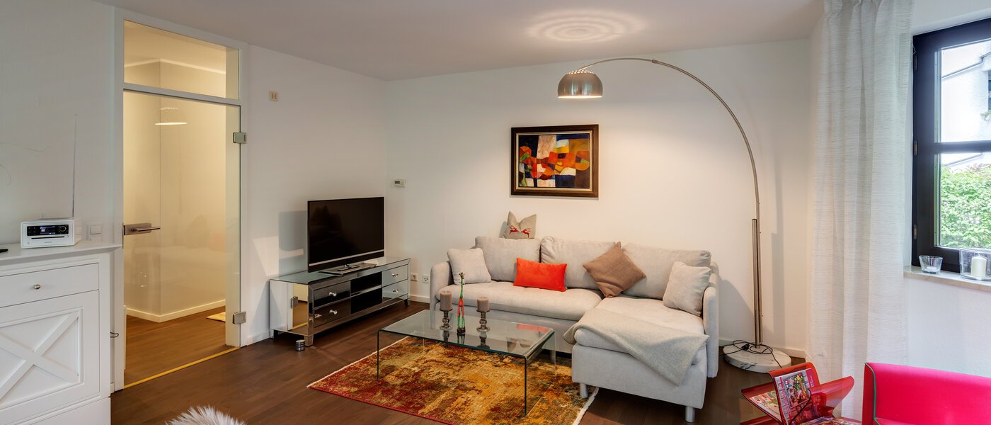 apartment München Solln 04 living area 12995