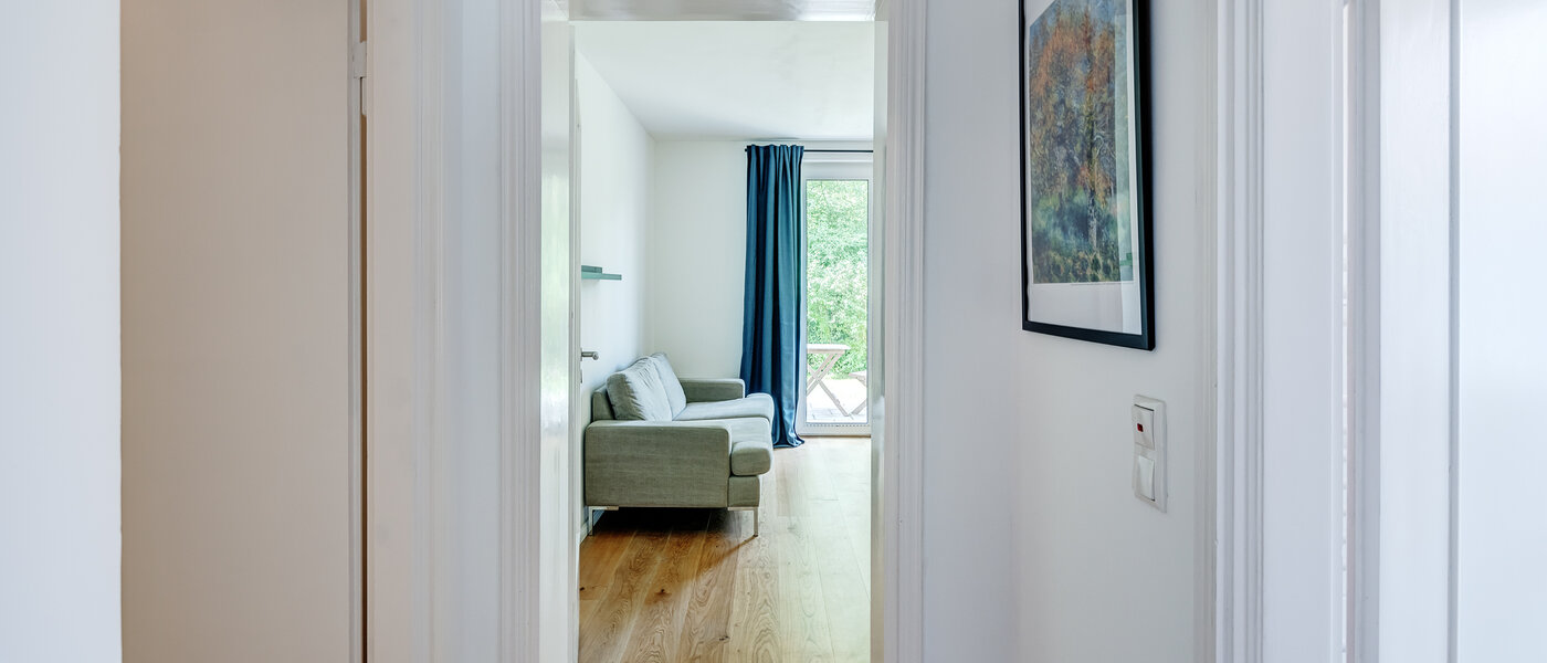 apartment with garden 	 Germering 03 hall 13004