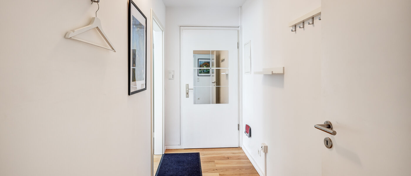 apartment with garden 	 Germering 04 hall 13004