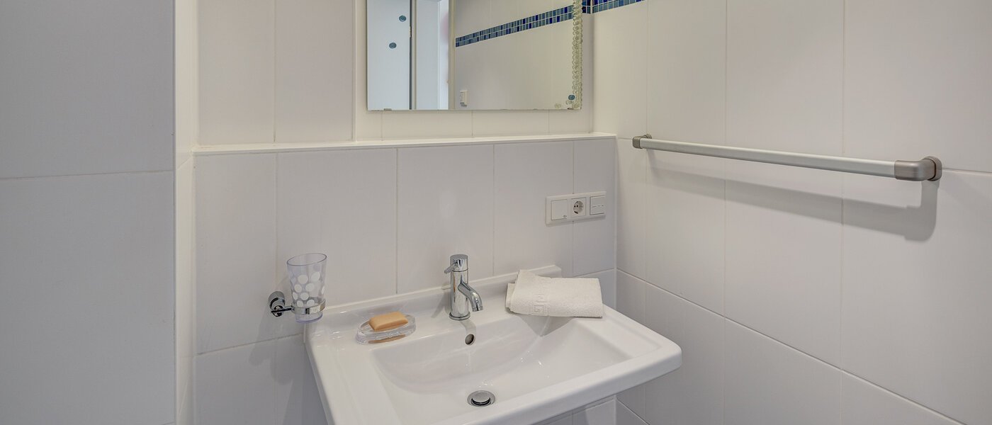 apartment München Maxvorstadt - Westen 01 bathroom 13006