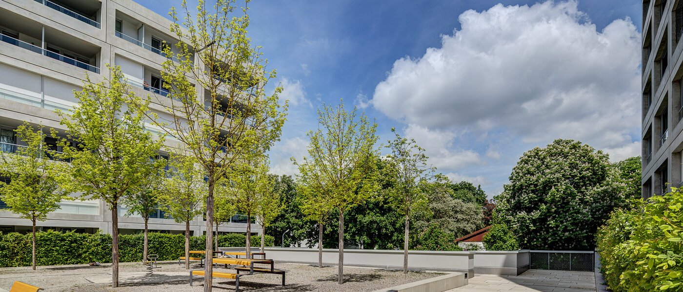 apartment München Allach 02 inner courtyard  13010