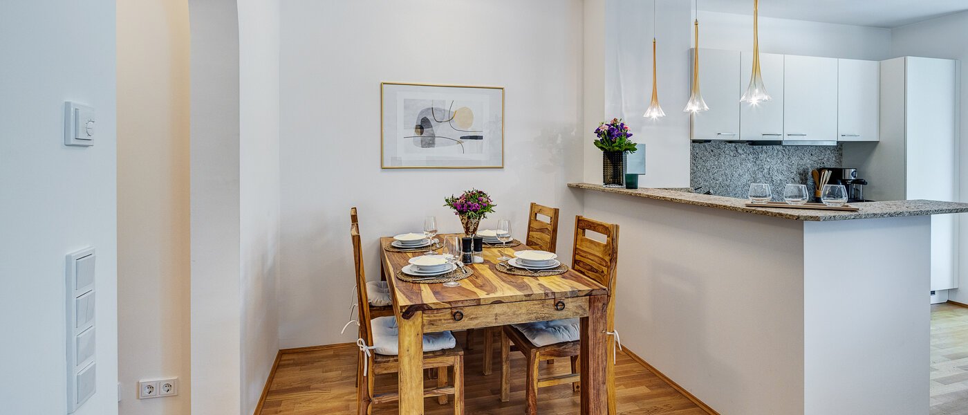 apartment München Allach 04 living area 13010