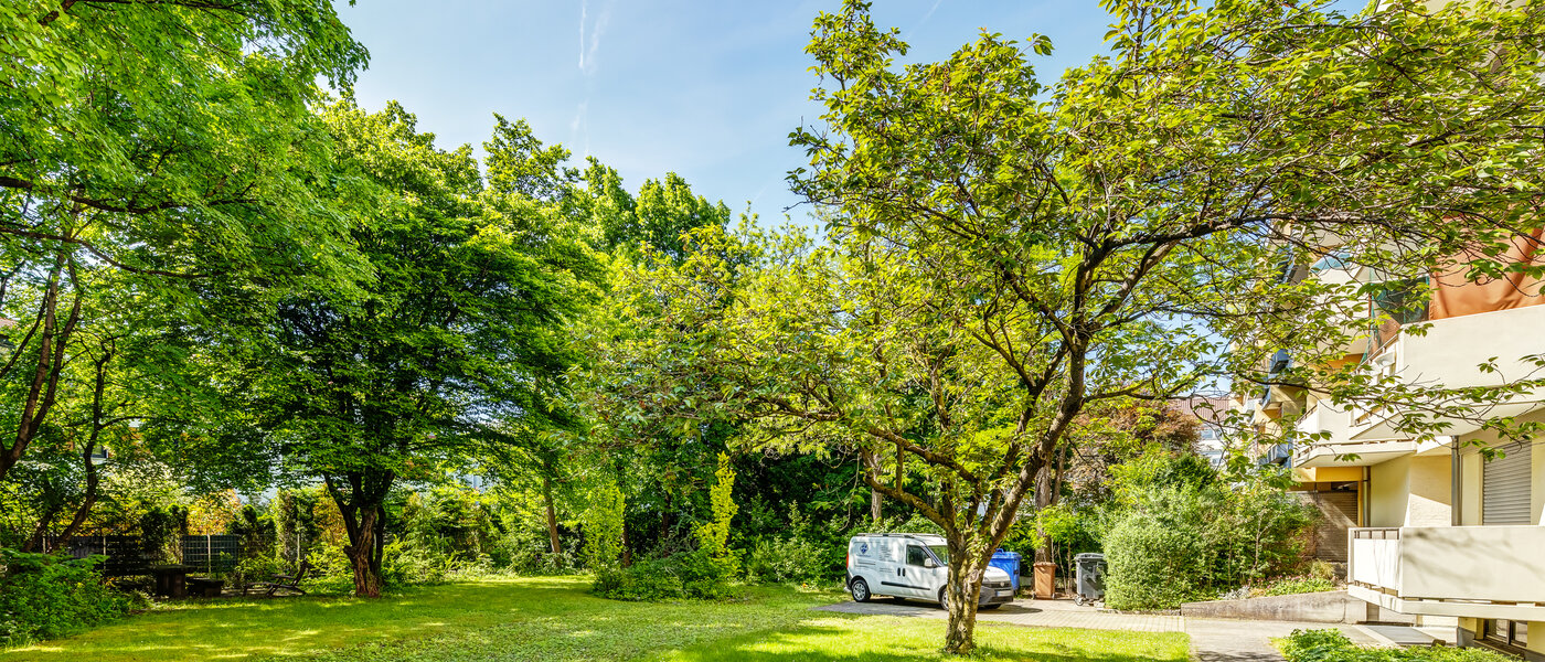 apartment München Parkstadt Schwabing 02 inner courtyard  13011