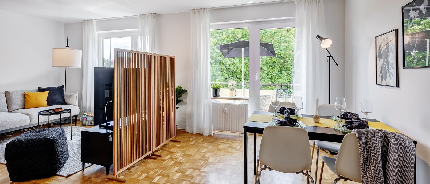 apartment München Parkstadt Schwabing 04 living area 13011