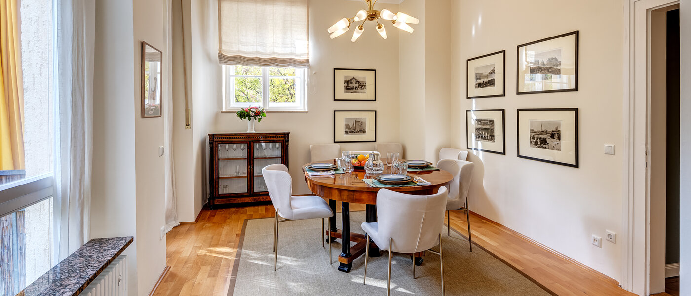 apartment München Herzogpark 01 dining room 13017