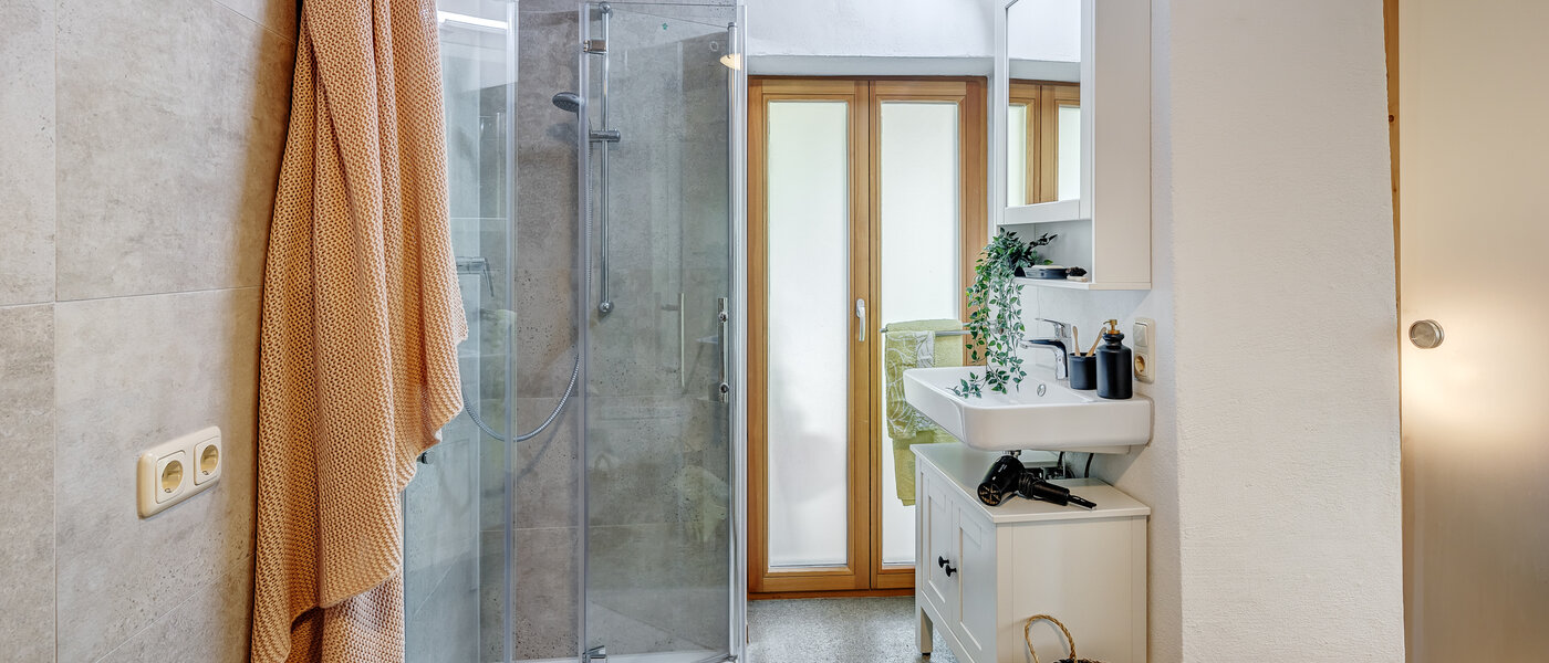 apartment Tuntenhausen 02 bathroom 13021