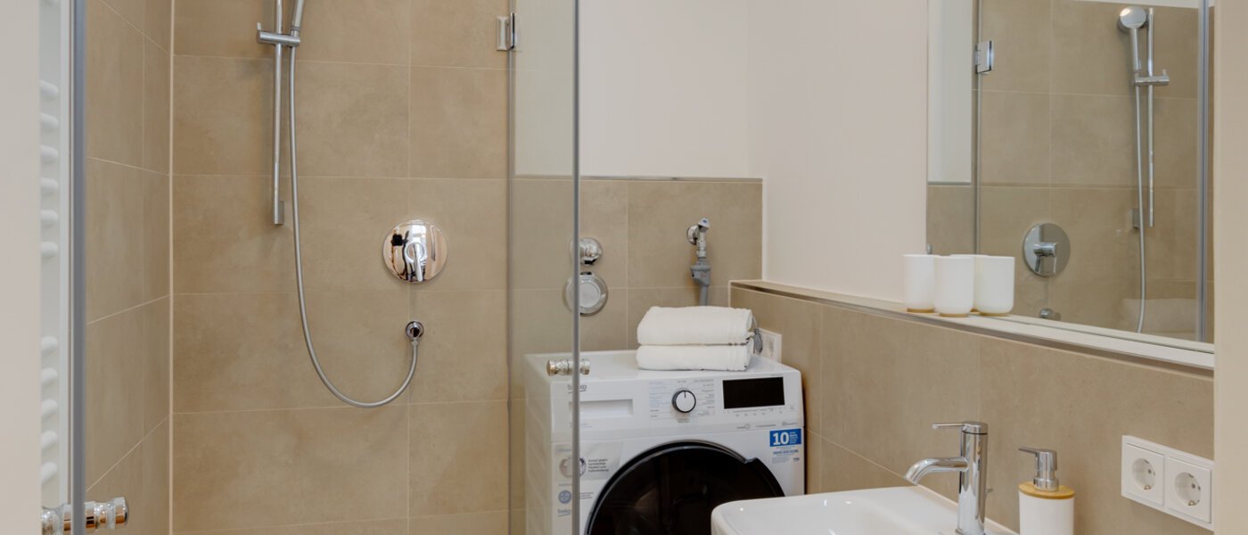 apartment München Isarvorstadt 01 bathroom 13026