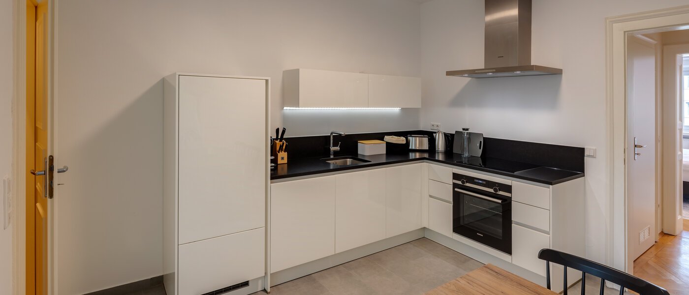 apartment München Haidhausen 02 kitchen 13029