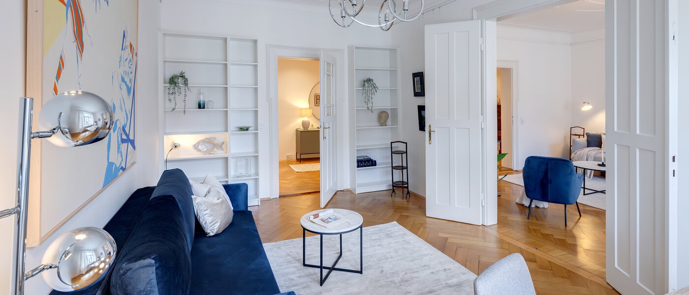 apartment München Lehel 01 office 13035