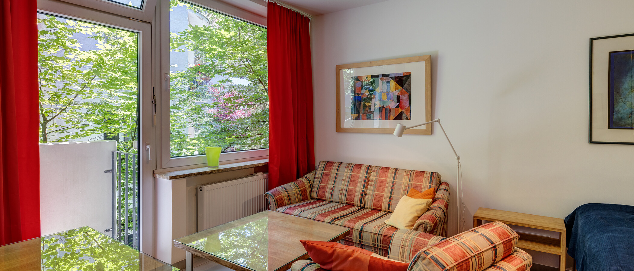 apartment München Schwabing-West (rund um den Hohenzollernplatz) 02 living area 13038