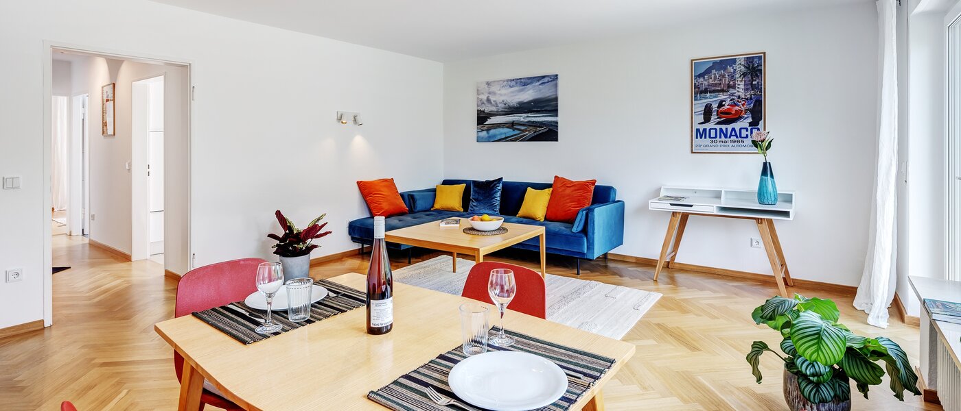 apartment München Berg am Laim 04 living room 13039