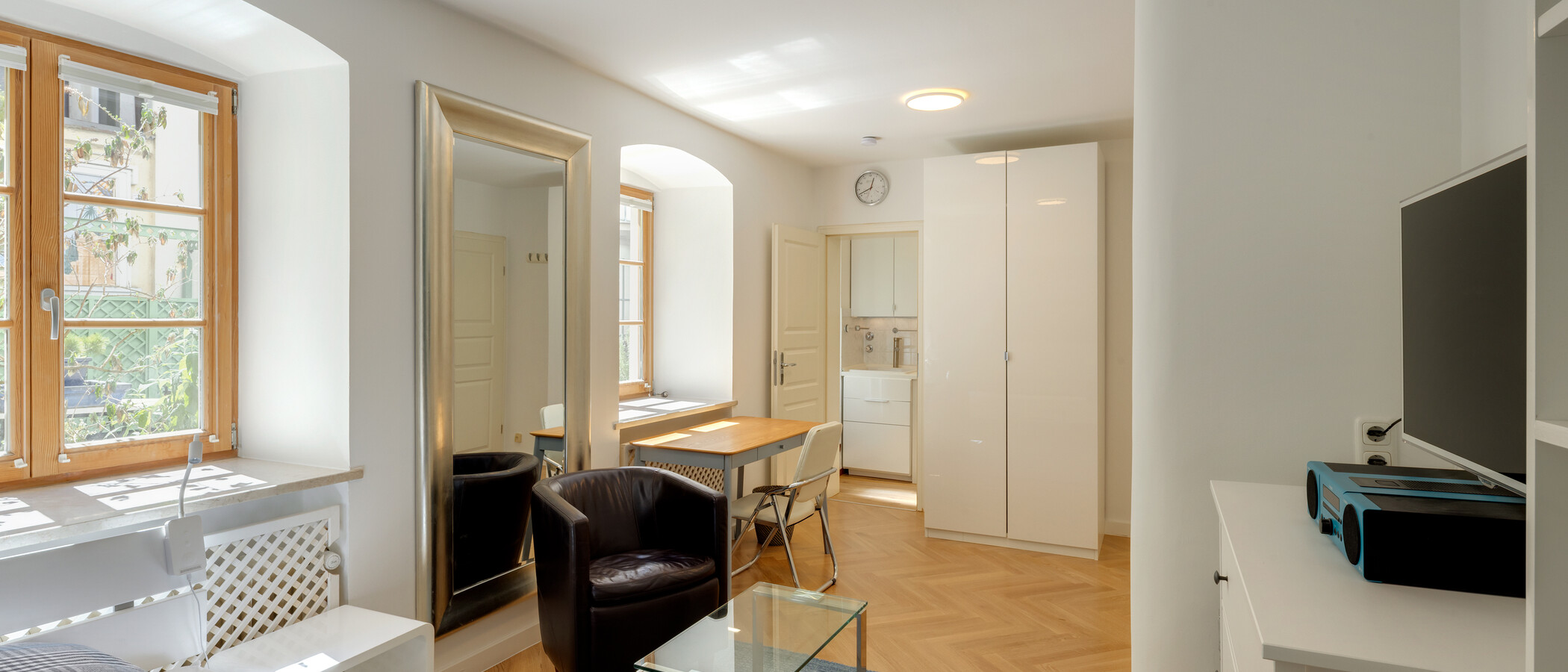 apartment München Lehel 02 living area 1304