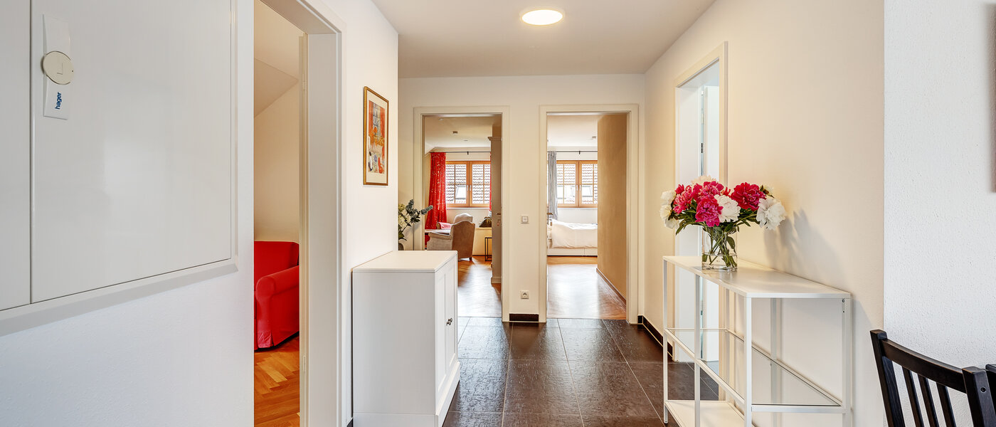 apartment Kottgeisering 02 hall 13040