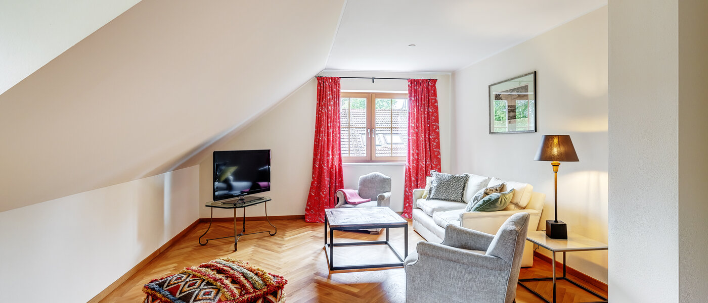 apartment Kottgeisering 03 living room 13040