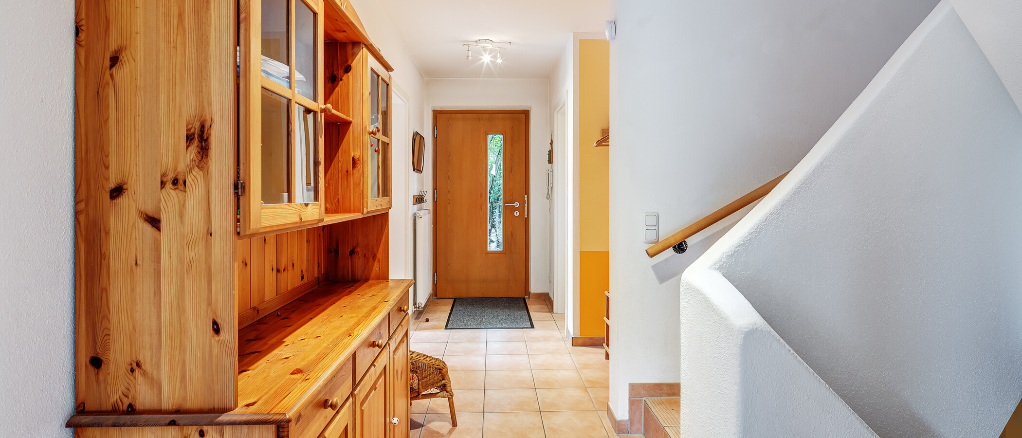 semi-detached house Schäftlarn 01 hall 13045