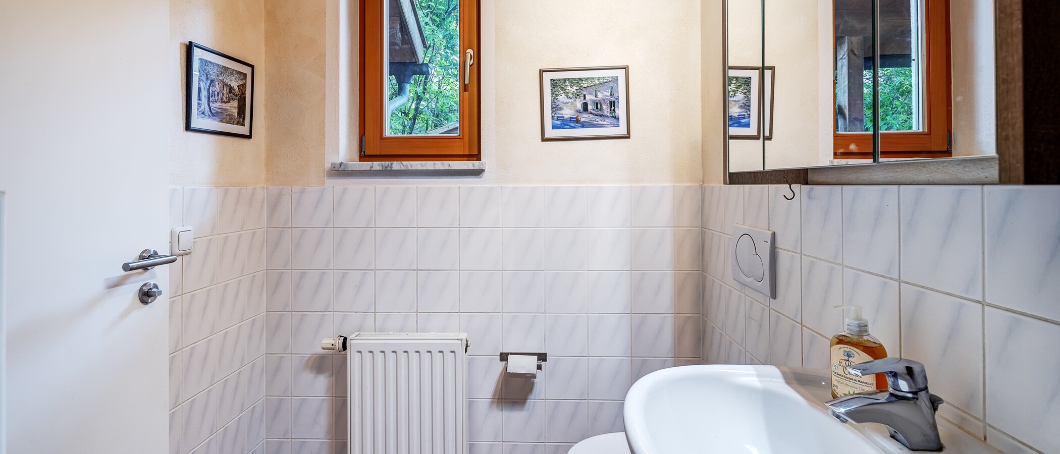 semi-detached house Schäftlarn 01 guest toilet 13045