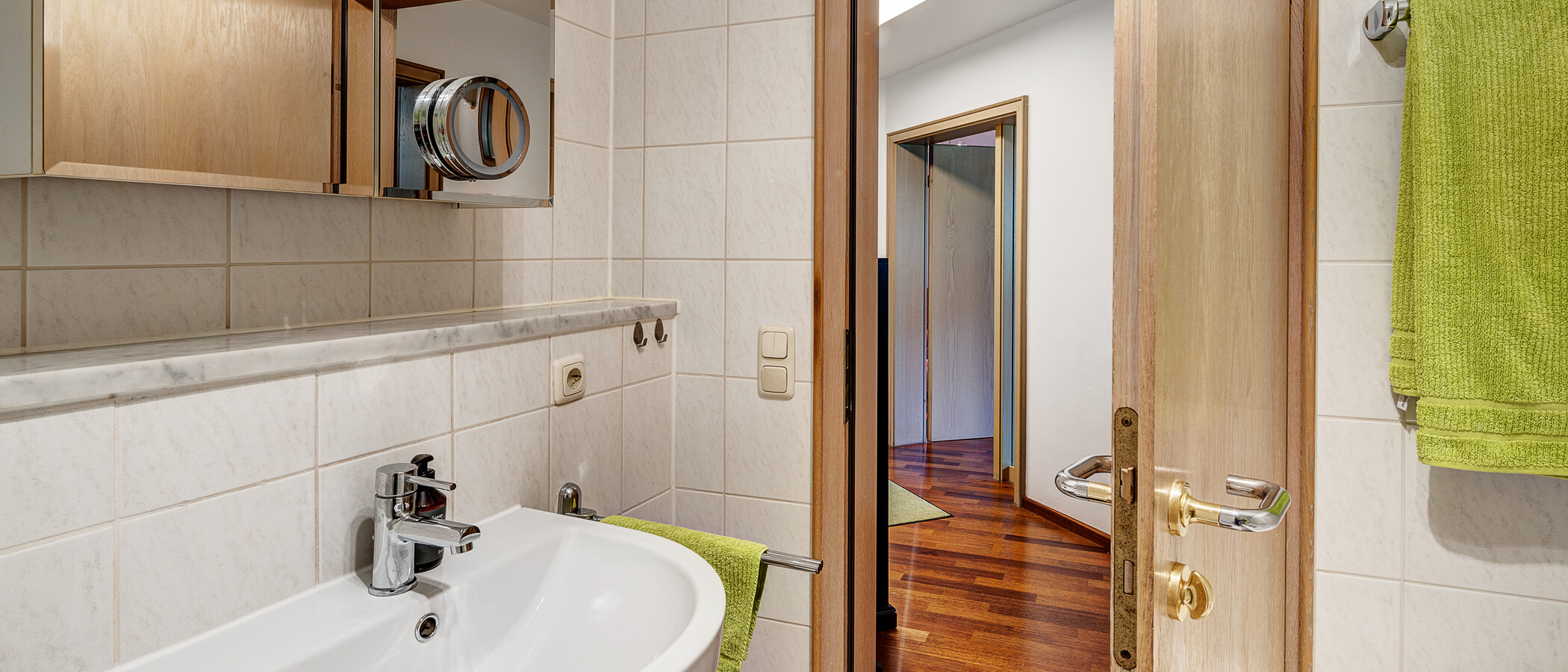 apartment München Schwabing-Nord (zw. Belgrad- & Leopoldstraße) 02 bathroom 13047
