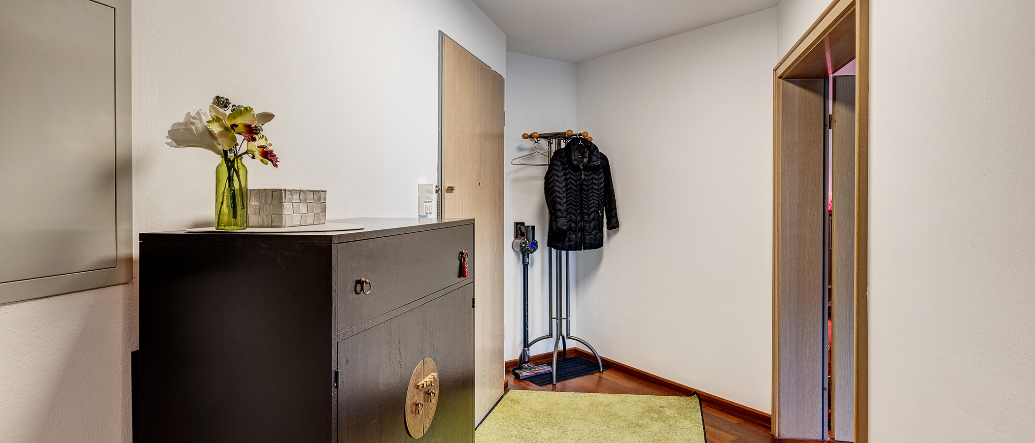 apartment München Schwabing-Nord (zw. Belgrad- & Leopoldstraße) 01 hall 13047