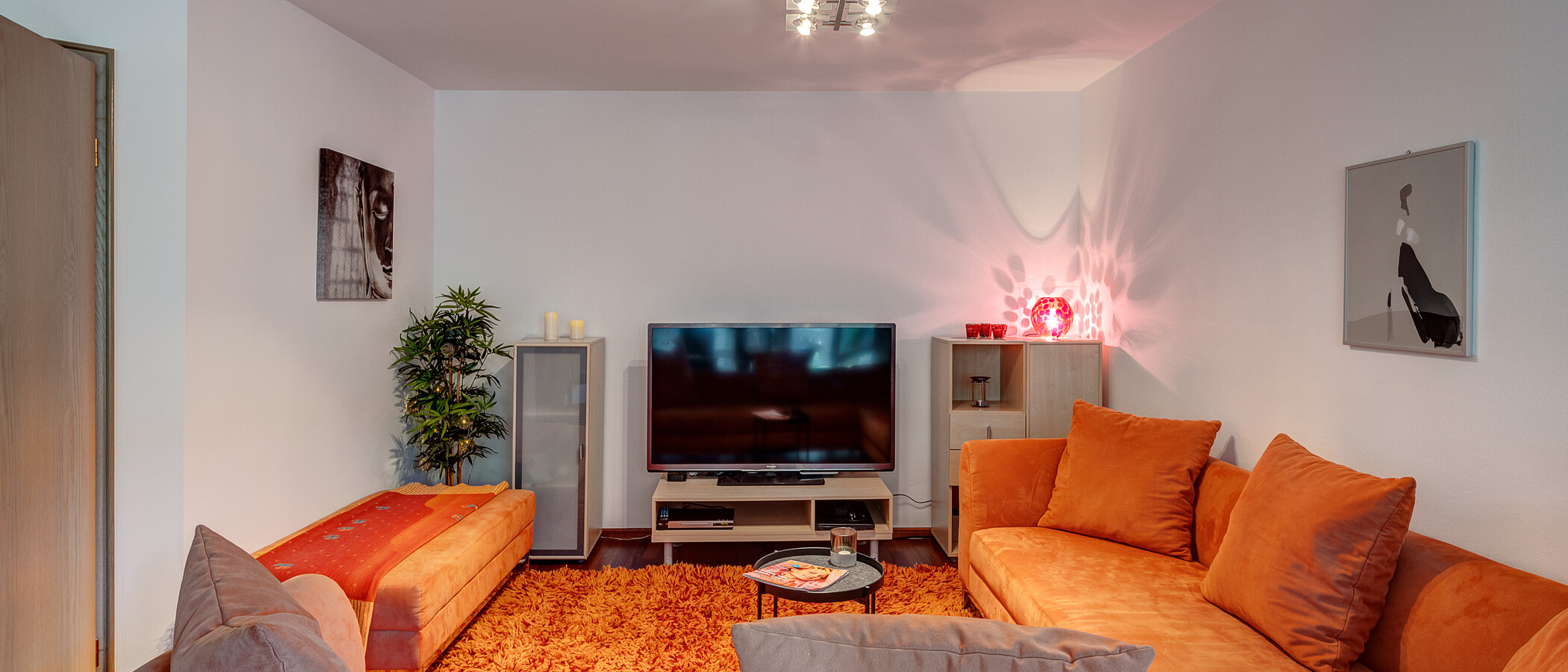 apartment München Schwabing-Nord (zw. Belgrad- & Leopoldstraße) 03 living area 13047