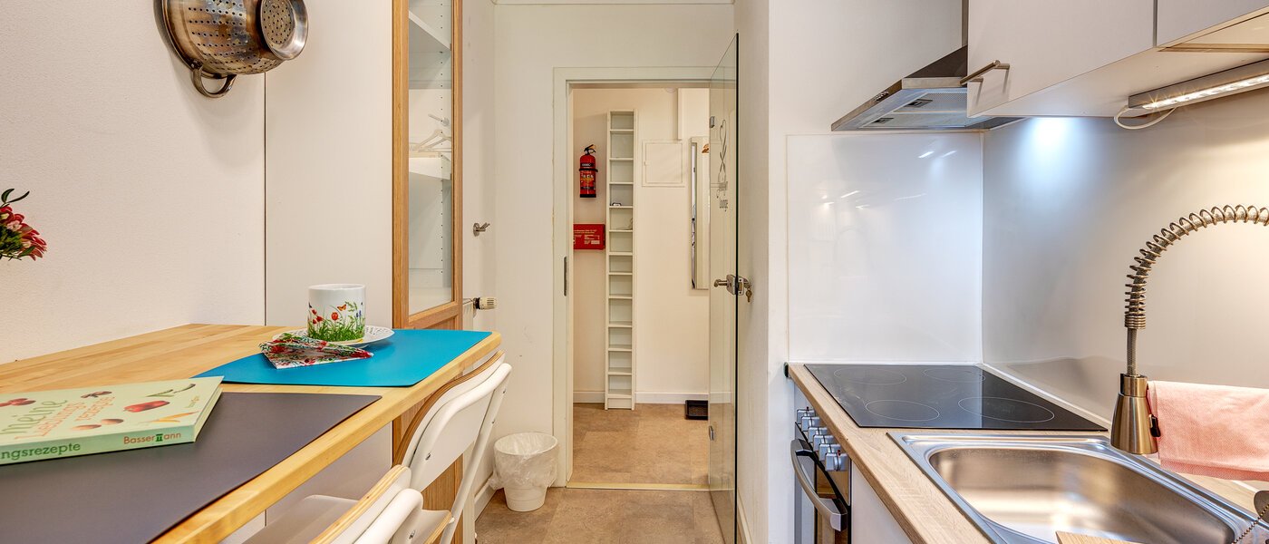 apartment München Parkstadt Bogenhausen 04 kitchen 13049