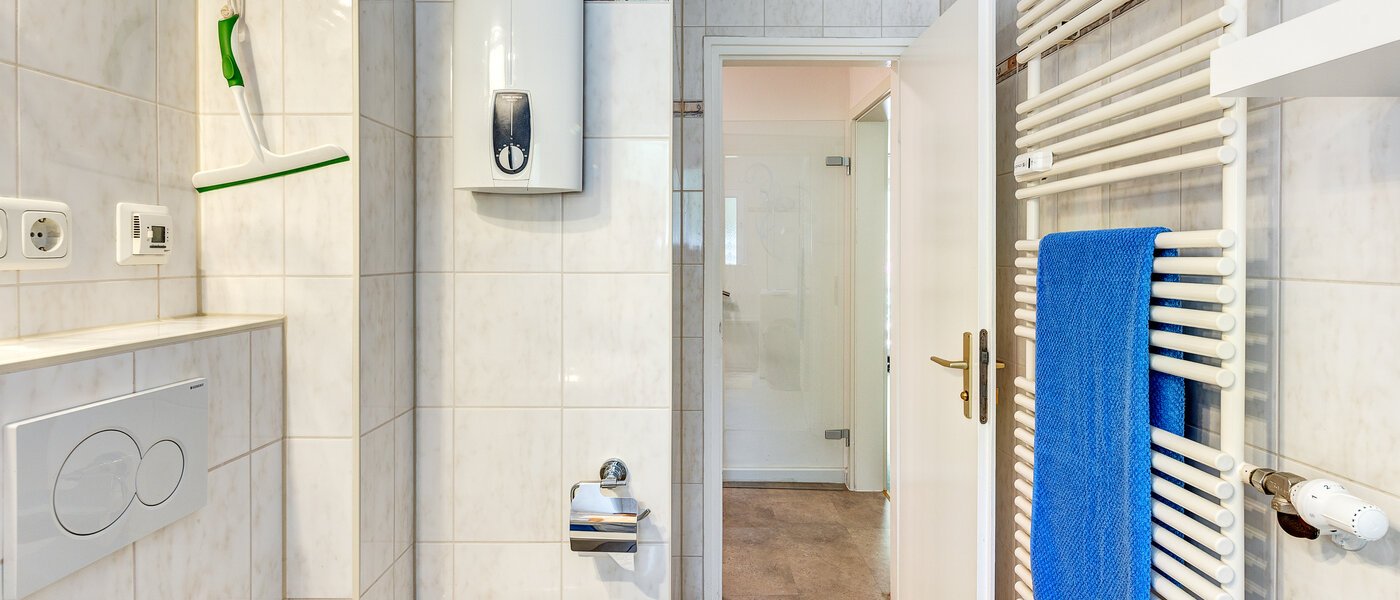 apartment München Parkstadt Bogenhausen 02 bathroom 13049