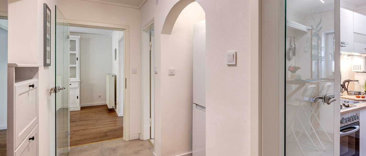 apartment München Parkstadt Bogenhausen 01 hall 13049