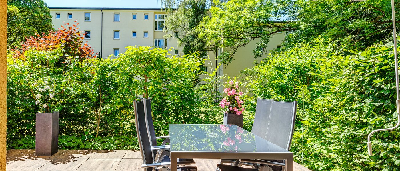 apartment München Parkstadt Bogenhausen 02 terrace 13049