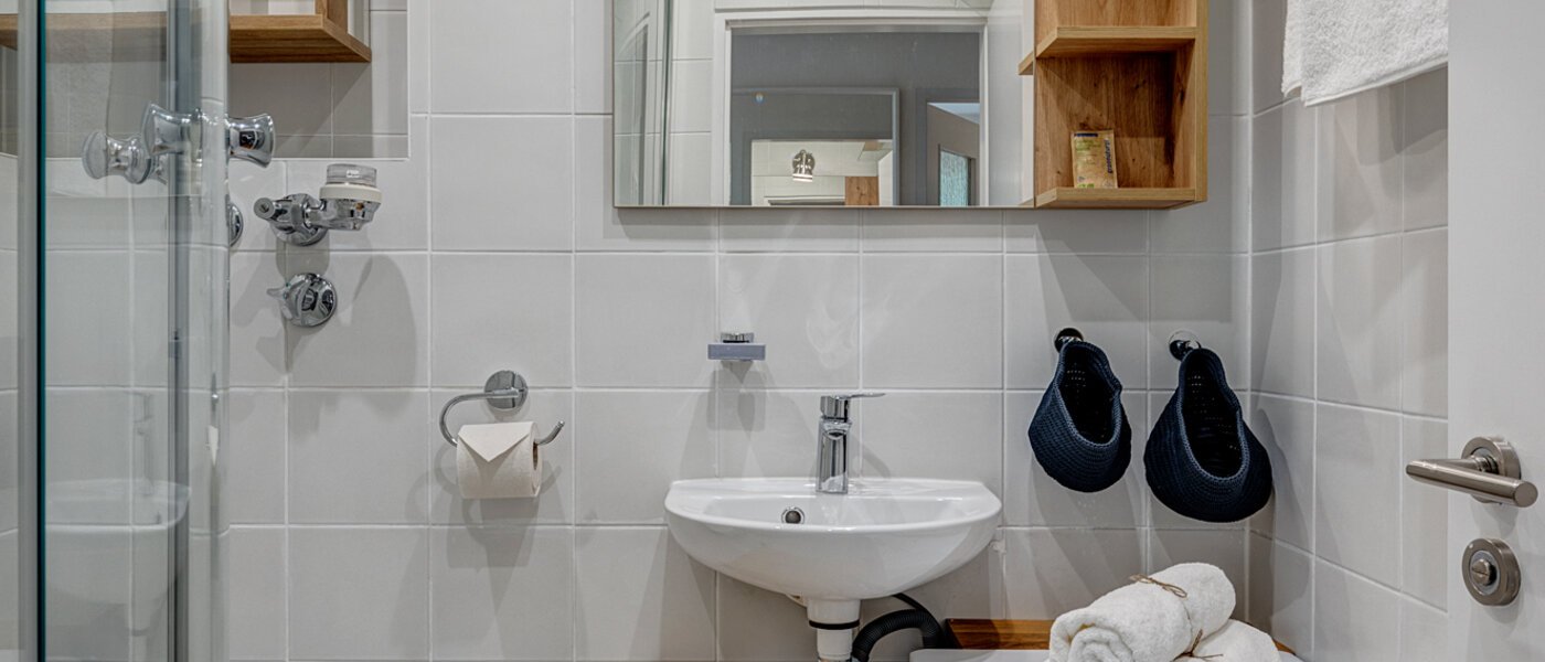 maisonette München Pasing 02 bathroom 13062