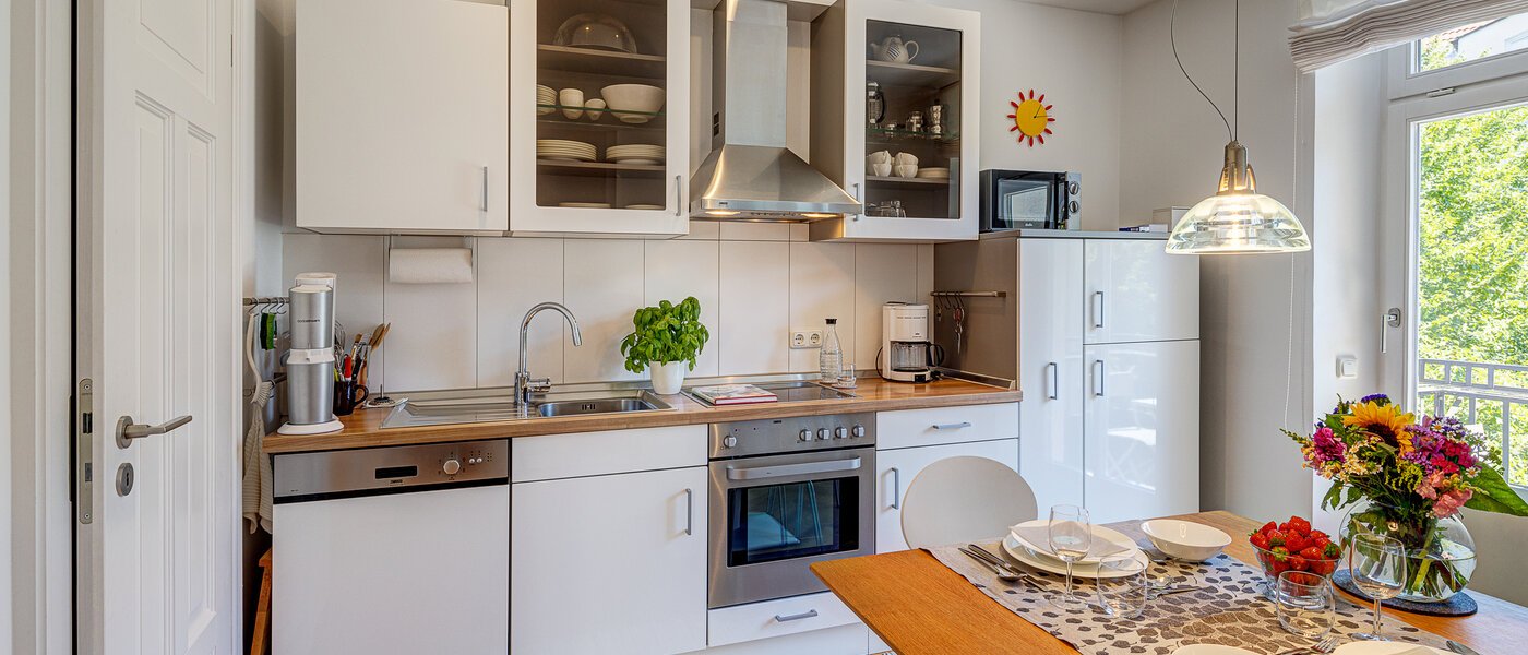 apartment München Schwabing-West (rund um den Hohenzollernplatz) 02 kitchen 13089
