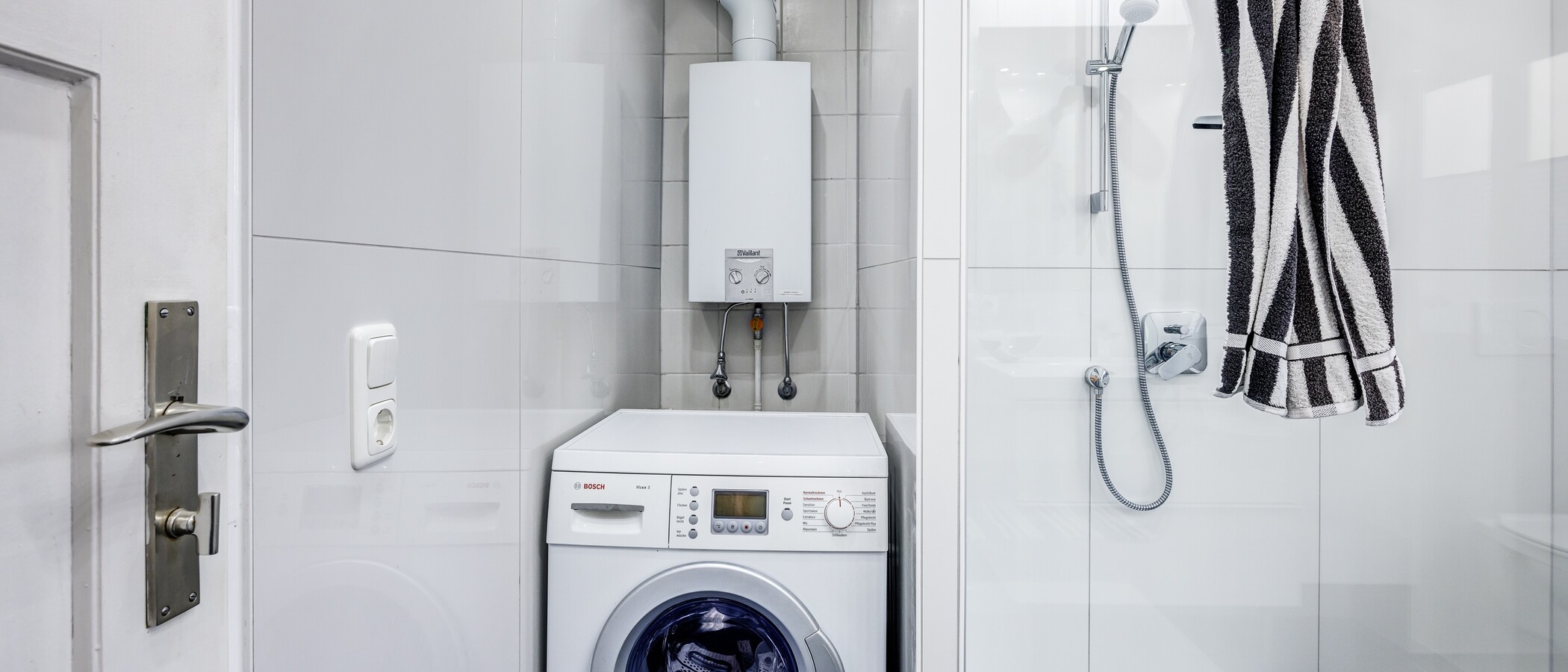 apartment München Schwabing-West (rund um den Hohenzollernplatz) 05 bathroom 1309