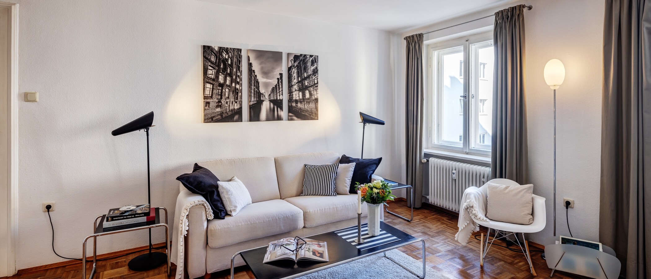 apartment München Schwabing-West (rund um den Hohenzollernplatz) 01 living room 1309