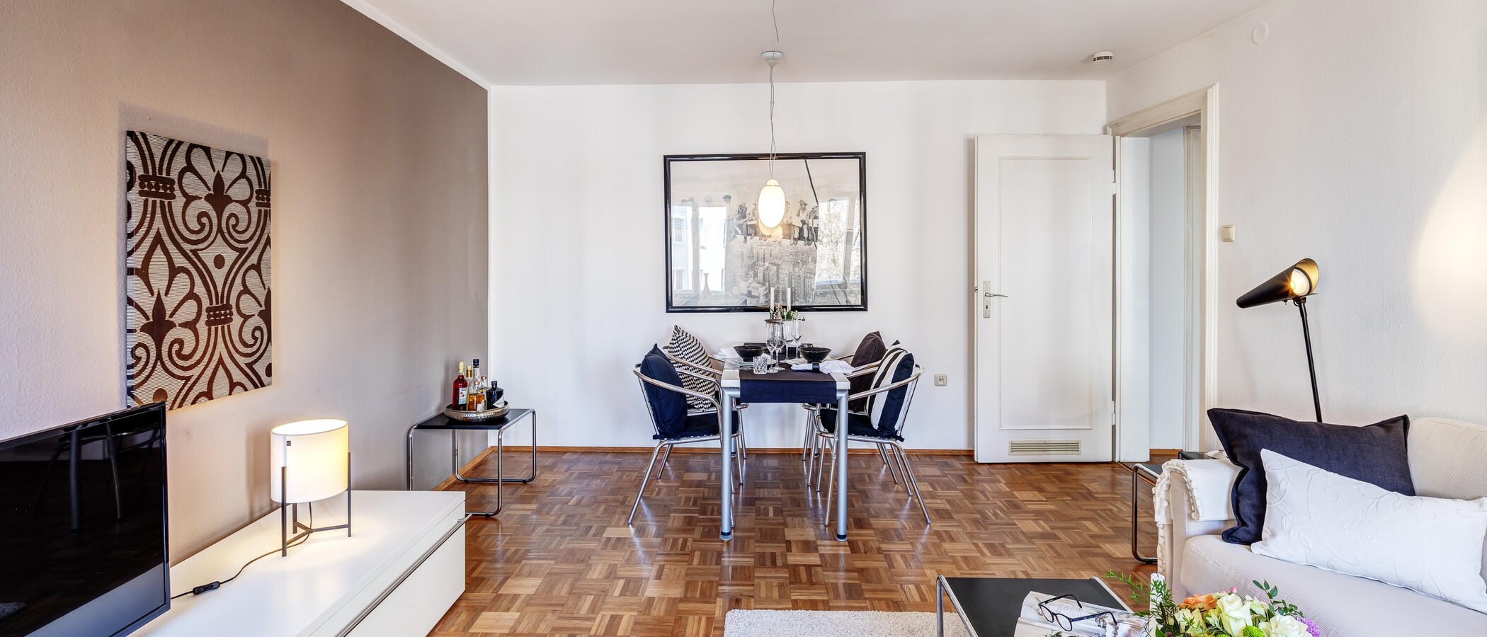 apartment München Schwabing-West (rund um den Hohenzollernplatz) 03 living room 1309