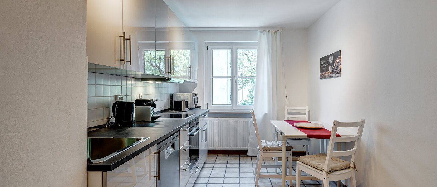 apartment München Neuhausen 01 kitchen 13100