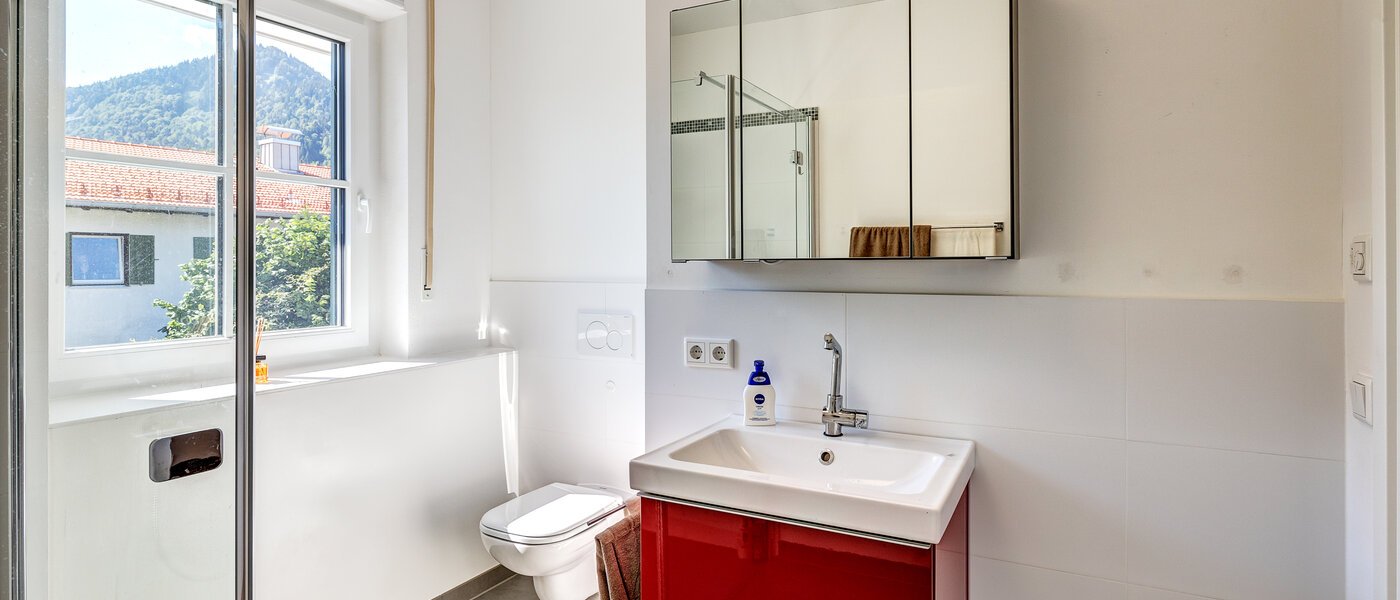 apartment Bad Wiessee 03 bathroom 13104