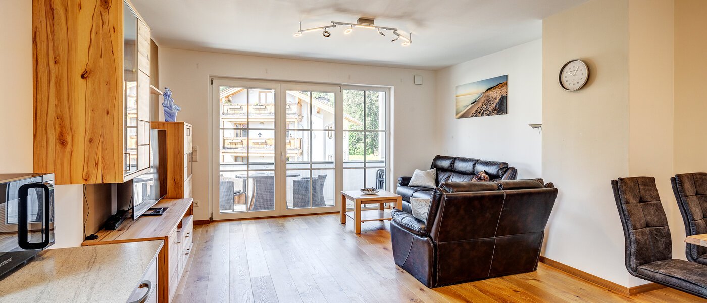 apartment Bad Wiessee 04 living area 13104